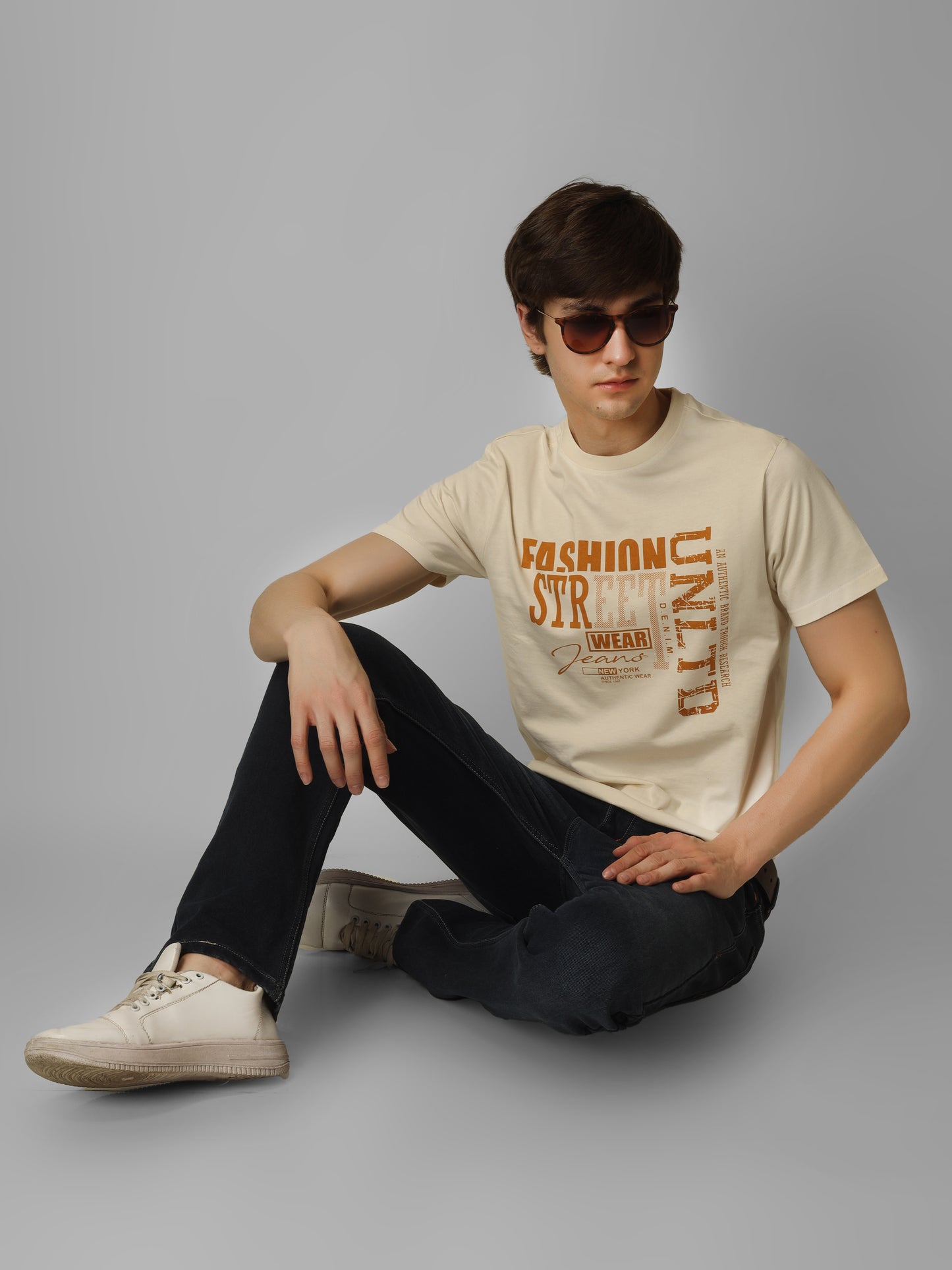 Basic Round Neck Regular Mens T-Shirt - RSBO0003