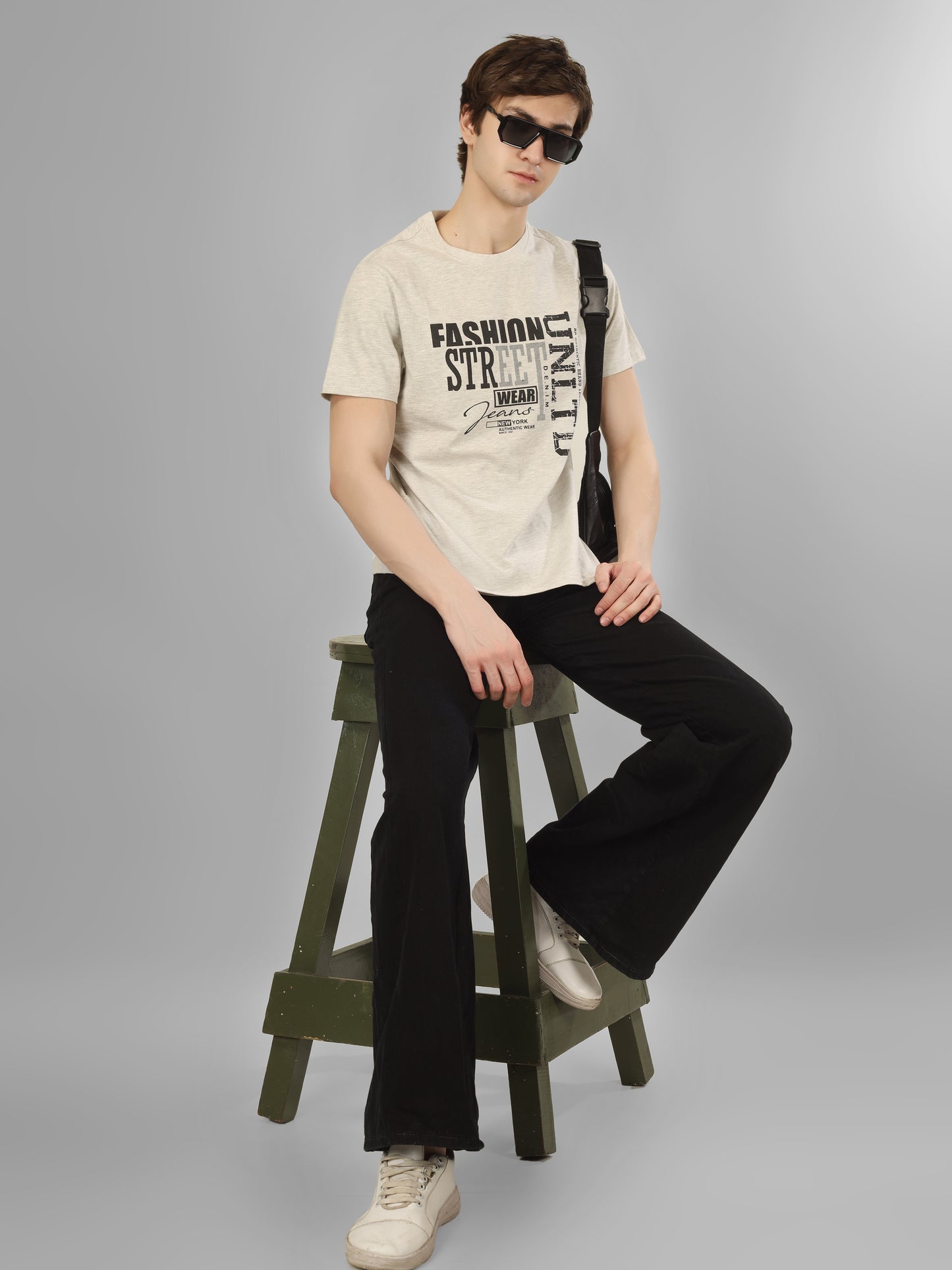 Basic Round Neck Regular Mens T-Shirt - RSBO0003